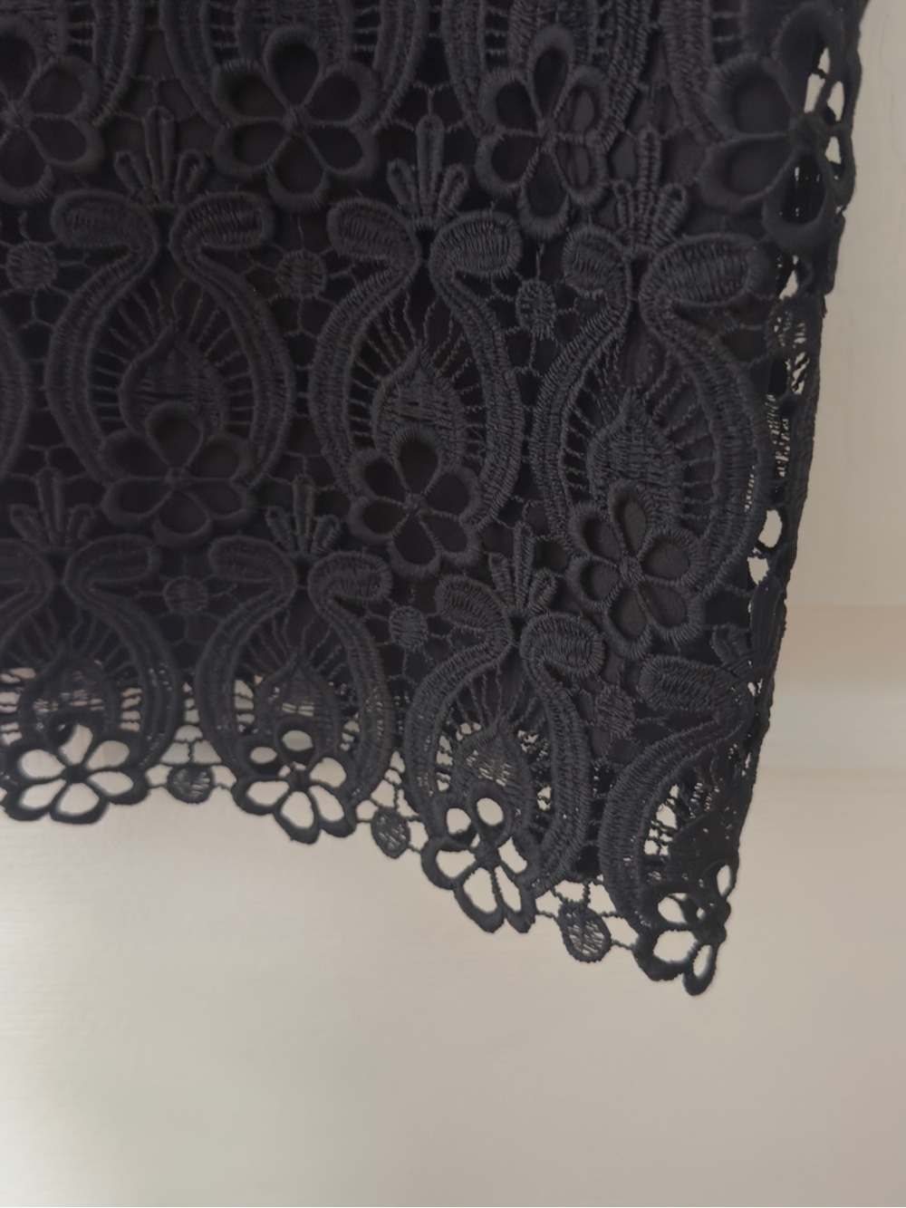 Club Monaco Black Lace Long-Sleeve Sheath Dress - Picture 3 of 7